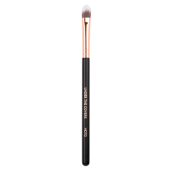 Under The Covers Flat Concealer Brush
